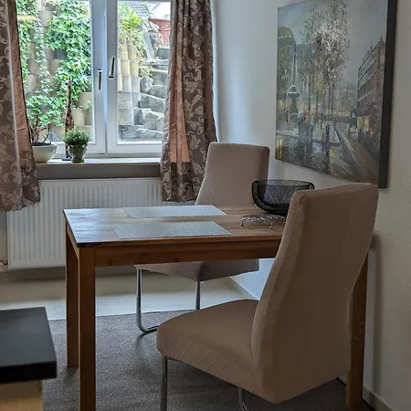 Retreat: Modern Und Ruhig *